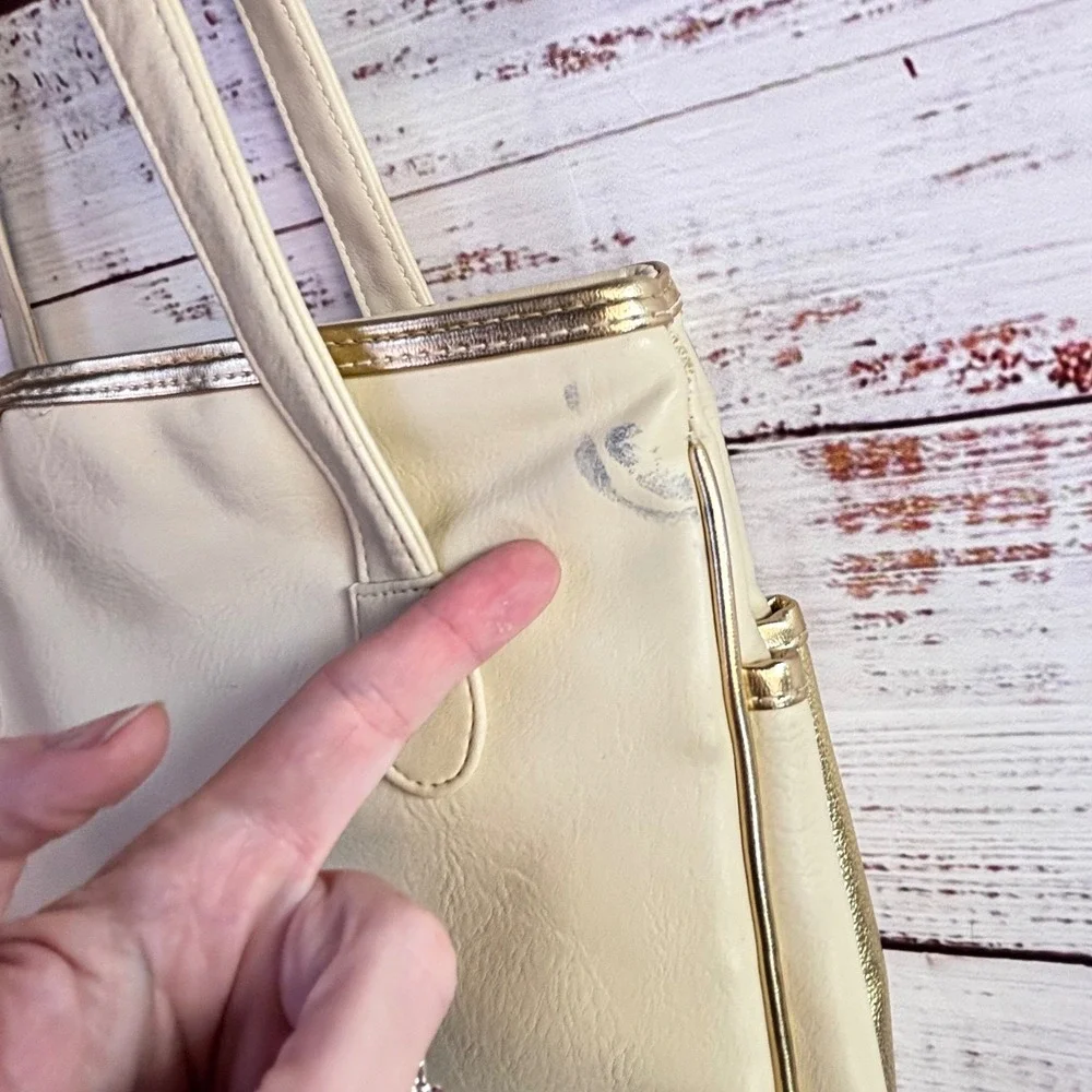 N/A shoulder bag